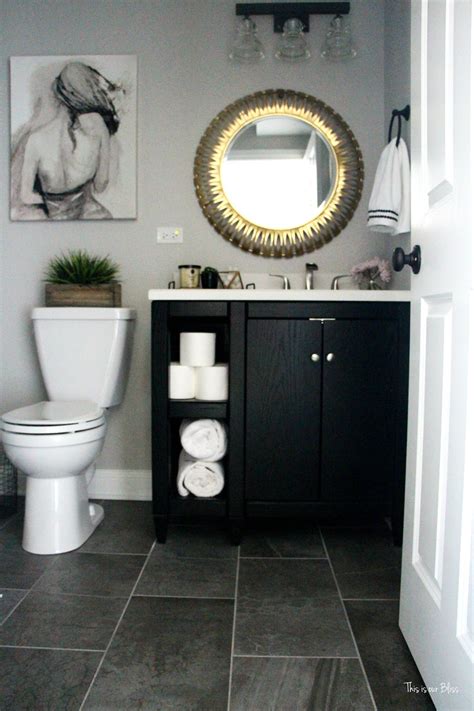 30 Black And Gray Bathroom Decor Ideas
