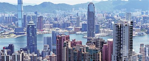 申请人在我国港澳台地区领取的死亡证明，是否需要公证？ 夫妻一方为单位集体户，一方为人才专户 港澳通行证没磁了可以过关么？ 外国人取得新护照，需要把旧护照的居留许可换到新护照上面吗？ 内地居民前往香港定居（照顾父母类）的申请手续中，需要提供父母在香港或者澳门无子女的证明和. 澳人赴港隔離措施延至下月 羅奕龍：不影響港澳磋商通關 - 澳門力報官網