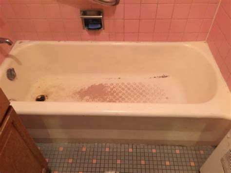 Chips, rust, cracks, stains and dull areas completely go away. Gallery of Our Realizations | Bathtub Refinishing in Chicago