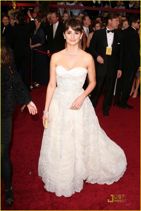 full sized photo of penelope cruz 2009 oscars 10 photo 1744721 just jared