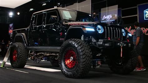 2021 Gladiator 392 V8 Jeep Wrangler Gets First V 8 In Nearly 40 Years