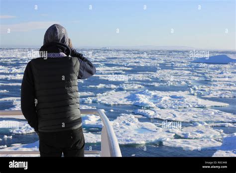 Ice Floes In Arctic Ocean Hi Res Stock Photography And Images Alamy