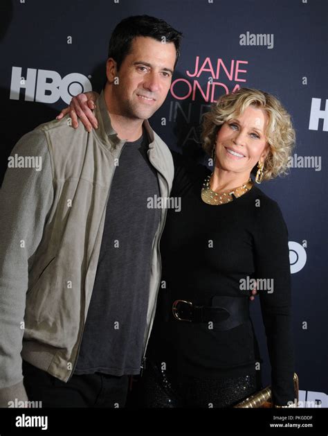los angeles usa 13th sep 2018 actor troy garity and his mother actress jane fonda attend hbo