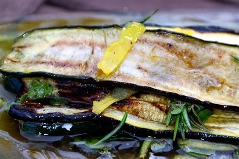 Transfer the veggies to the grill tray, add in black pepper and ¾ teaspoon of salt and cook for about eight minutes, until browned. Grilled courgettes in a herb, lemon and garlic marinade ...