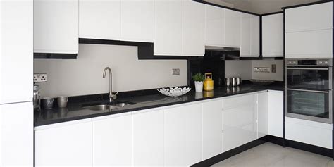 Colours range from white gloss and cream high gloss kitchens through to anthracite and black high gloss kitchen cabinets. Horizon High Gloss White - Gallagher Kitchens