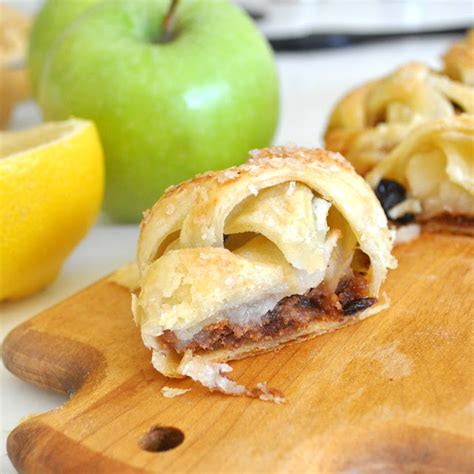 Cooking With Manuela Easy To Make Apple Strudel Braids