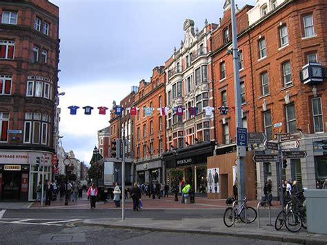 Grafton Street Dublin © John Gibson Cc By Sa20 Geograph Ireland