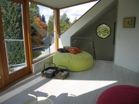 It's probably where your family gathers at night, where you wind down on a saturday afternoon, and where your guests first rest their eyes when entering your home. 20 Stunning Bean Bag Designs To Beautify Home Interior