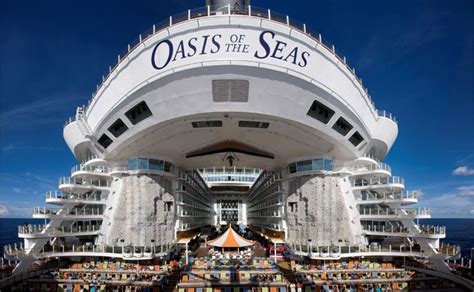 Oasis Of The Seas Miami Travel Agency Royal Caribbean Cruise Biggest Cruise Ship Cruise Ship