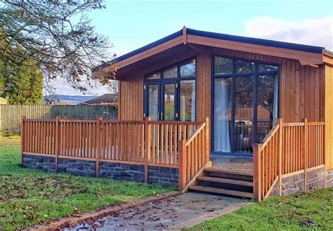 Balmaha lodges, balmaha, stirling, united kingdom. Photos of Loch Lomond Castle Lodges Alexandria, Arden