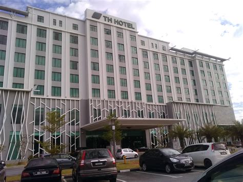The jerai hotel alor star (formerly known as the regency alor setar) offers 120 accommodations. CATATAN SEBUAH PERJALANAN KEHIDUPAN: MENGINAP DI TH HOTEL ...