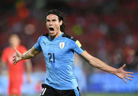 Edinson Cavani – My Heart Beats Football
