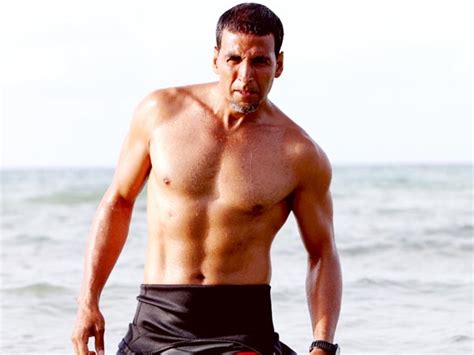 Akshay Kumar Workout Routine Diet And Body Measurements Born To Workout