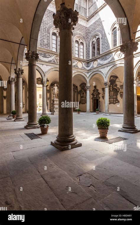 Palazzo Medici Riccardi Hi Res Stock Photography And Images Alamy