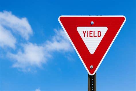What Does It Mean To Yield The Right Of Way
