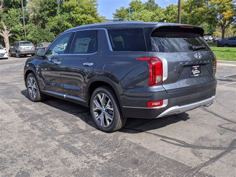 The 2021 hyundai palisade comes in 4 configurations costing $32,675 to $47,900. New 2021 HYUNDAI Palisade SEL AWD 4D Sport Utility