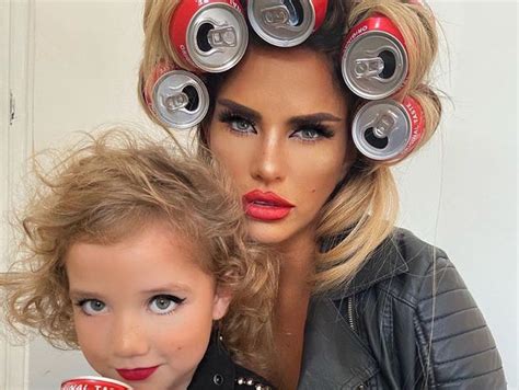 Katie Price Slammed For Putting Daughter Bunny Six In A Full Face Of Makeup Irish Mirror Online