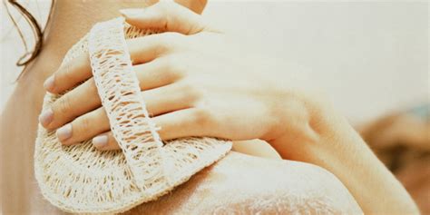 Four Ways To Avoid Winter Skin Woes Huffpost