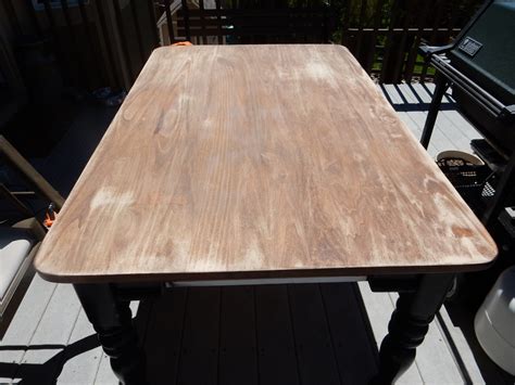 Every time it gets humid, everything sticks to the table. A Table Restoration - Refinishing with Chalk Paint