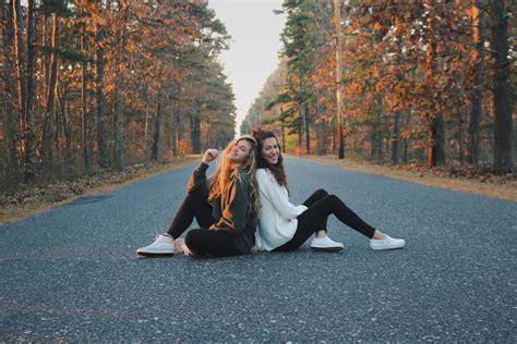 Best Friend Photoshoot Poses Bestfriendinstagram Fotos Tumbler De