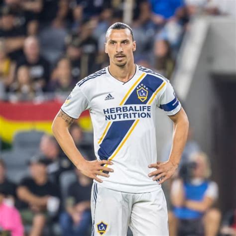 The chilean is set to sign a contract worth £450,000 a week at old trafford. Gonzalo Higuaín to Become Highest Earner in MLS at Inter ...