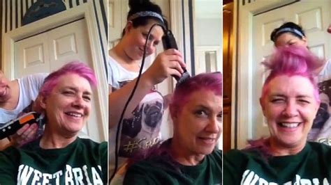 Mother With Breast Cancer Shaves Her Hair Into A Bright Pink Mohawk