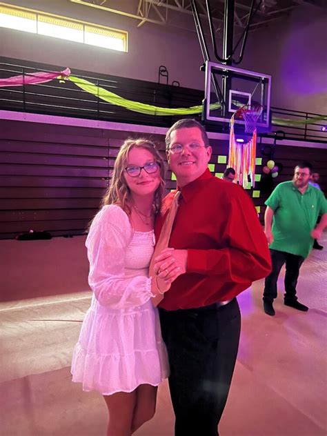 17th Annual Daddy Daughter Dance By Greeneville City Schools Education Foundation