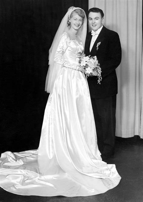 Mom And Dad On Wedding Day Wedding Gowns Vintage Vintage Wedding Bride