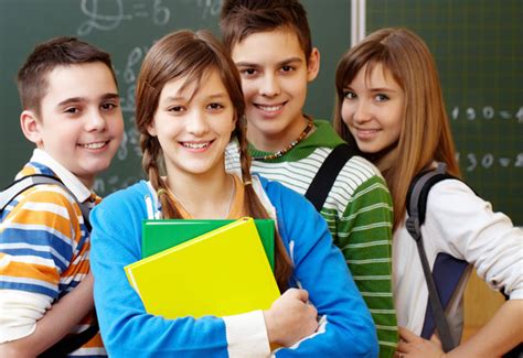 Rüyada Lise Arkadaşlarını Görmek - RuyaTabirleri.com
