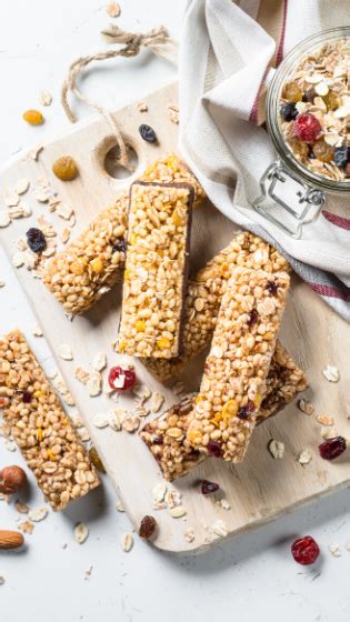 This is a pretty standard recipe that can be used as a base for a wide variety of recipes. 5 Muesli Cereal Bar Recipes for On-the-Go Breakfasts ...