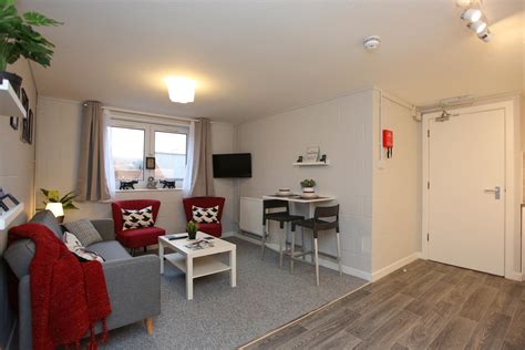 Best luton vacation rentals from your favourite sites. 5 Bedroom Flat Let in Luton, LU1