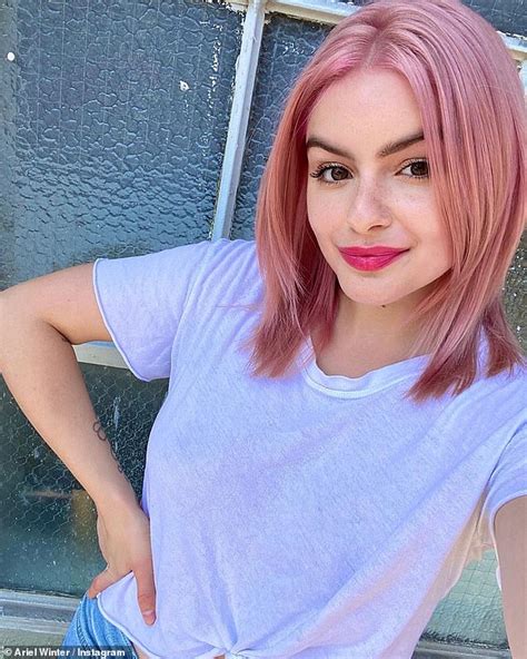 Ariel Winter Shows Off Her New Candyfloss Pink Hair And Abs In A Lilac Crop Top For Sizzling