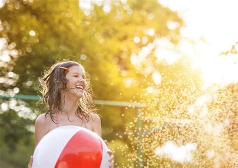 Eine weitere tolle idee für den kindergeburtstag ist das spiel „twister. Top 10 Kinderspiele im Garten mit Seil und Wasser - wir ...