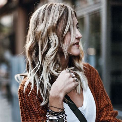Check spelling or type a new query. Stufenschnitt lange haare hinten v - Beliebte Frisuren 2020