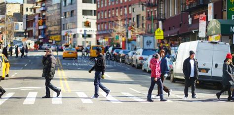New York March 16 2015 People Crossing A Street In Downtown