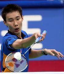 Kerjaya badminton chong wei telah bermain badminton di sukan olimpik 2004 bagi perseorangan lelaki dengan menewaskan ng wei dari hong kong pada pusingan pertama. Pencapaian Malaysia Dalam Pelbagai Bidang: Sukan