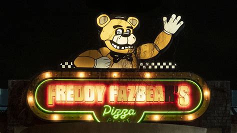 Fnaf Movie Can Five Nights At Freddys Live Up To The Hype Bbc News
