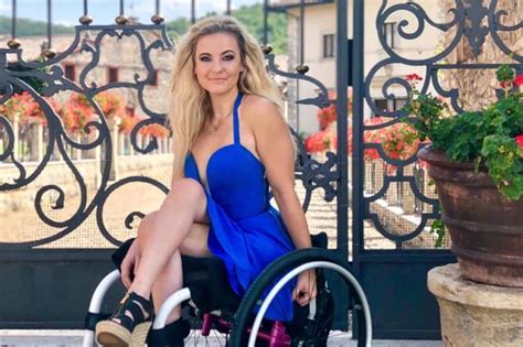 Woman In Wheelchair Wins Miss Congeniality In North Carolina Pageant In