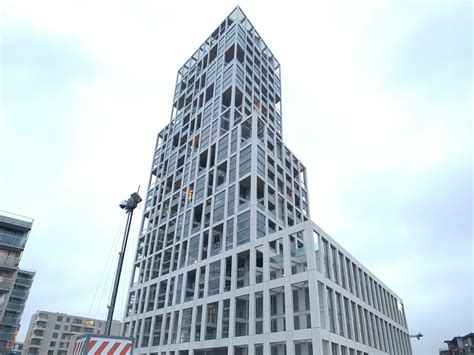 Nieuw zuid is de projectnaam voor het gebied gelegen tussen de scheldekaaien, de namenstraat, de jan van gentstraat, de brusselstraat en de ring. Appartementsgebouw blok 6 Nieuw Zuid (2017) - BlowerTechnic