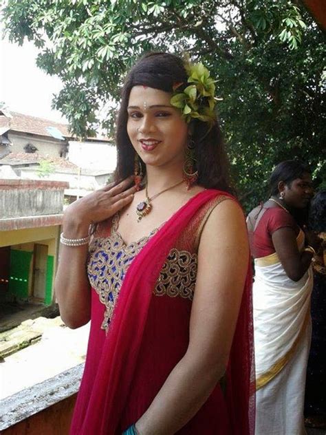 This tutorial will guide you through everything you need to know to use make up to transform yourself from male to female. Indian cd girls (crossdressing): Indian crossdressing Photos 6