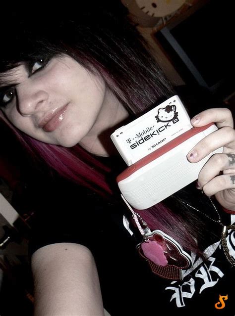 Do Emo Girls Appeal You Pics Izispicy Com