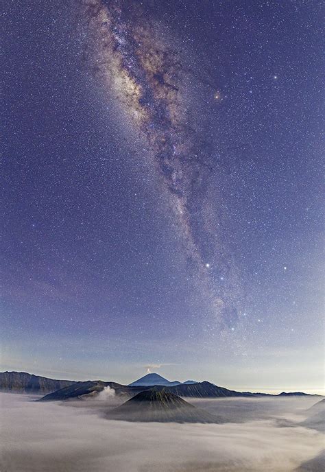 Mount Bromo And The Milky Way After Sunset We Trekked Dow Flickr