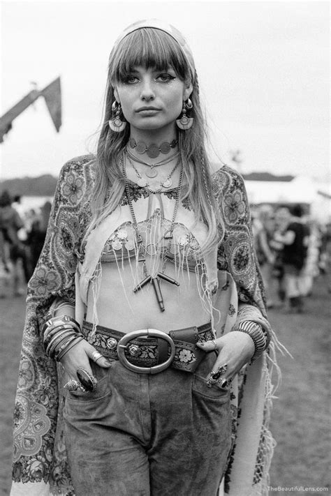 Pin By Mandie Witkowski On Another Dream Woodstock Fashion 70s Fashion Hippie Festival Fashion