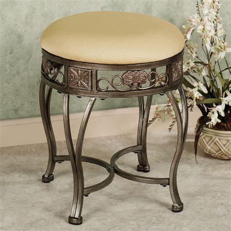 Pair it with your favorite vanity for a classic seating arrangement, or bring new life to your living room or entryway with the perfect seating for a compact space. Rolling Vanity Stool - HomesFeed