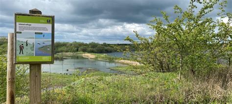 College Lake Nature Reserve With Disabled Access Tring Euans Guide