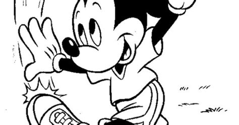 These sheets allow them to spend some quality time with their favorite characters, travelling to an unknown land to solve. Mickey Mouse Playing Soccer Coloring Page | Soccer ...