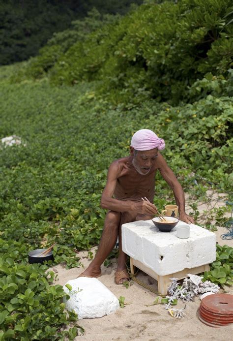 Japanese Hermit Masafumi Nagasaki Has Lived Naked And Alone On Sotobanari Island For Years