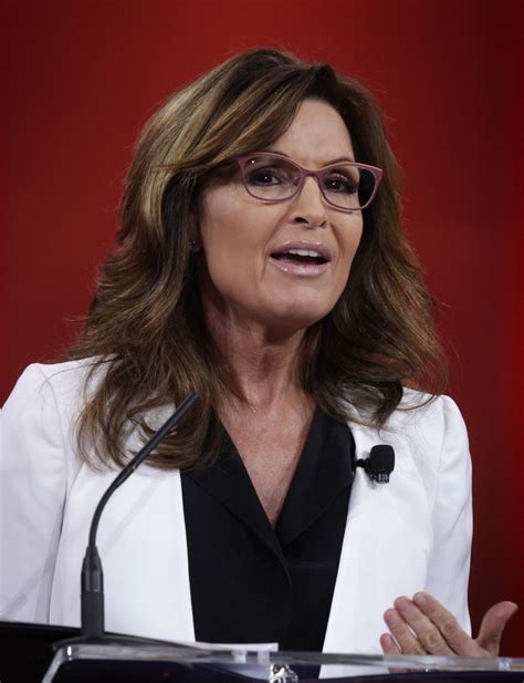 Sarah Palin Photos Photos - Conservatives Gather for Annual CPAC 