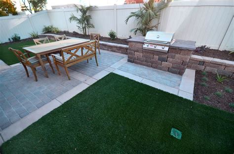 Pavers Built In Bbq Outdoor Kitchen Landscaping Landscape Design