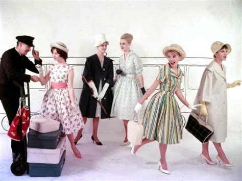 Sentires La Moda En Los Años 50 La Mujer Femenina Por Excelencia
